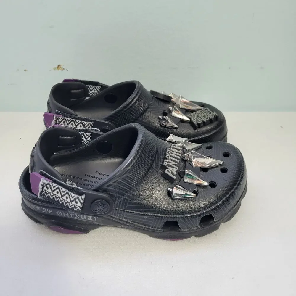 Crocs Marvel All Terrain Clog in The Black Panther Design Size 1J 91426-2989